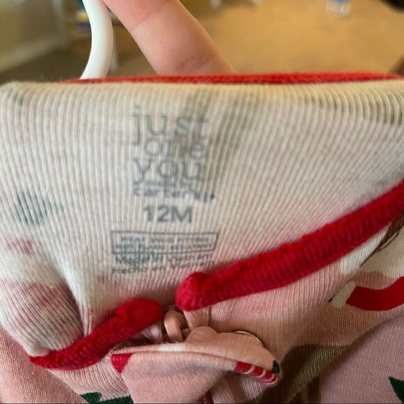 Carters 12M long sleeve onesie Christmas Santa footsie NWOT - Picture 2 of 3
